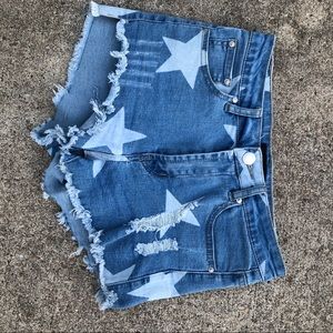 Star print shorts